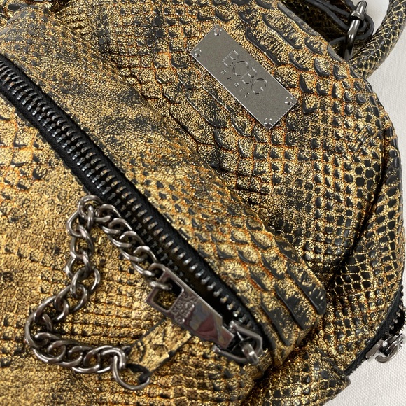 Meet your Posher, Elizabeth - Picture 16 of 16